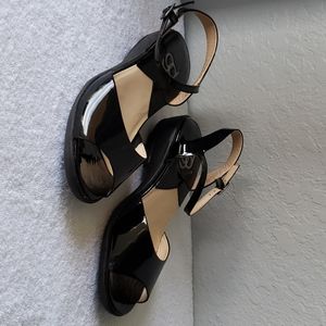 Gravity Defyer Patent Leather Sandals